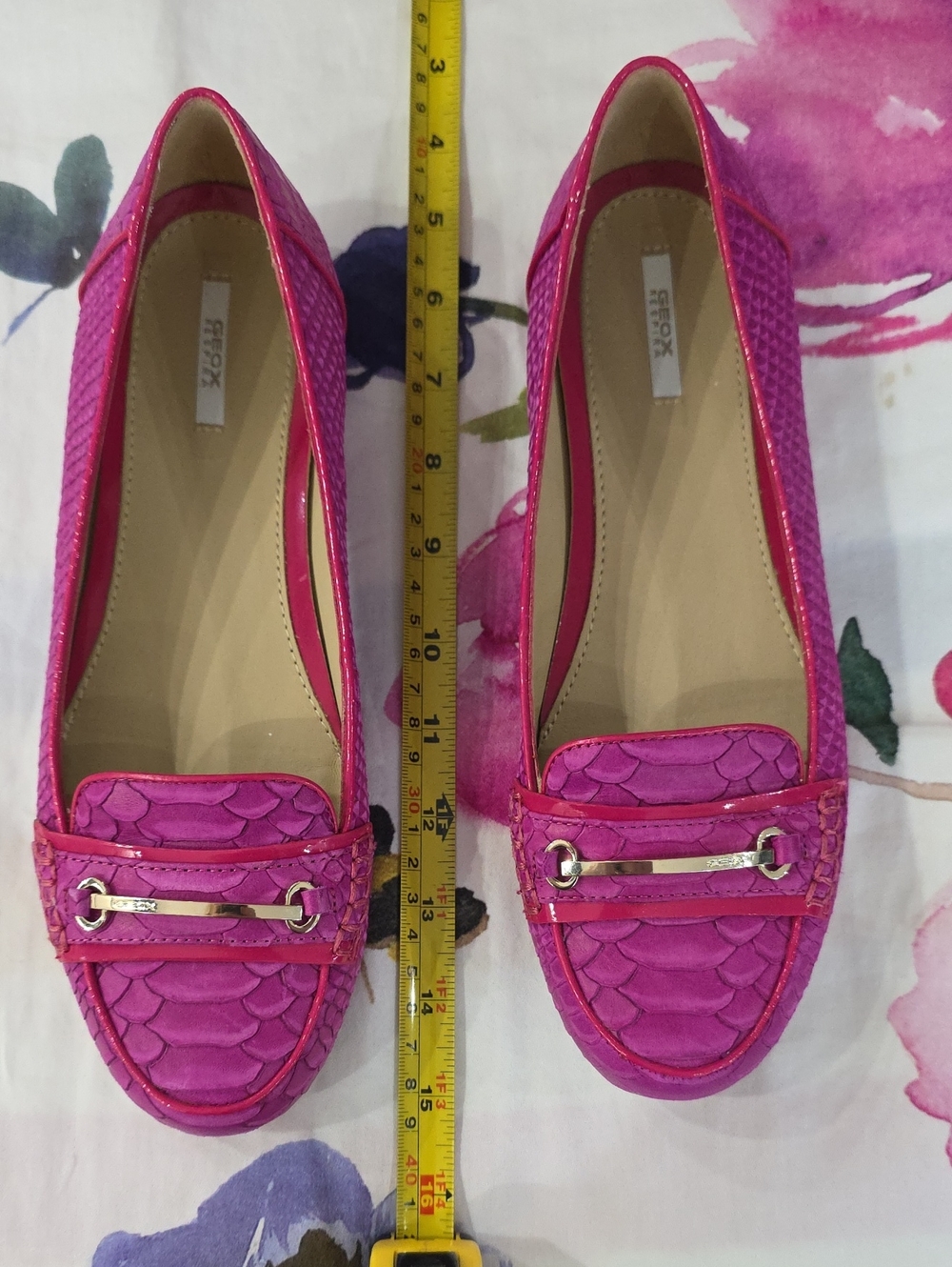 GEOX Respira Leather Flat Shoes Women Size 39 8.5 Snakeskin Phyton Pink Fuscia